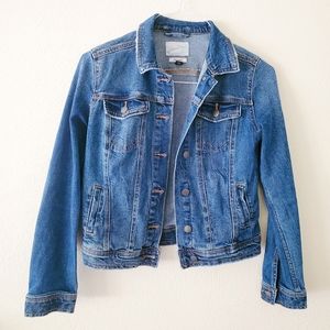 Jean Jacket. Universal Threads